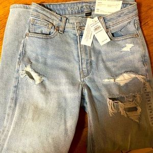 American Eagle Highest Rise Mom Jean Size 00
